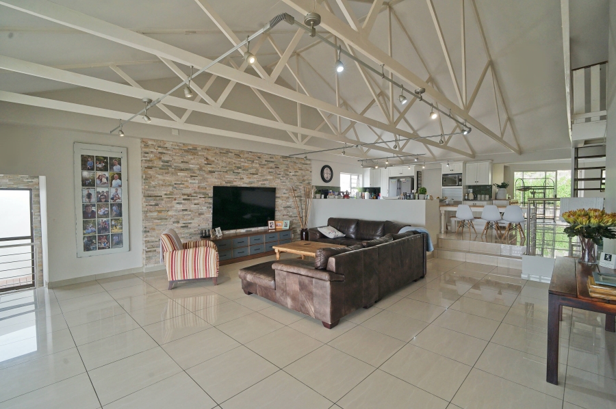 4 Bedroom Property for Sale in Winterstrand Eastern Cape